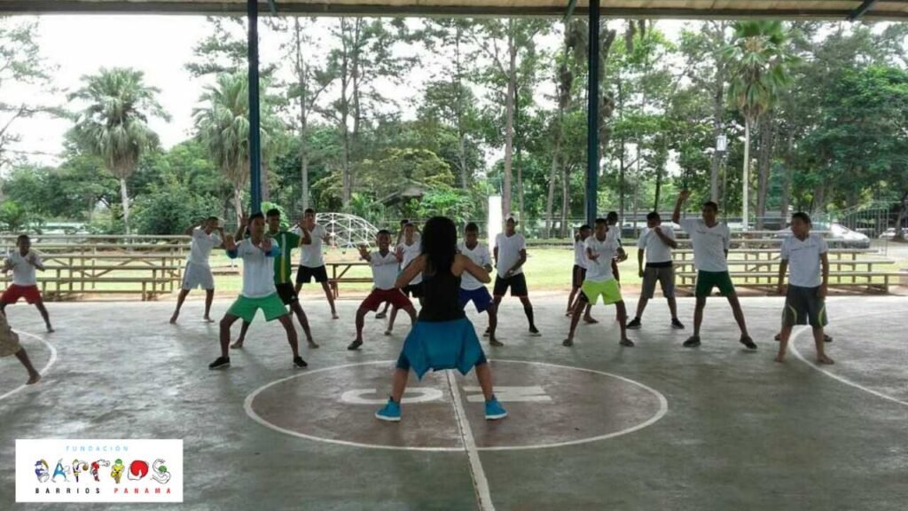 pearl fitness voluntariado en barrios panama