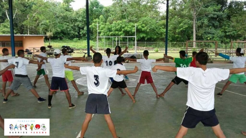 pearl fitness voluntariado en barrios panama